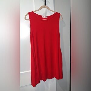 Red Sleeveless Tunic Top